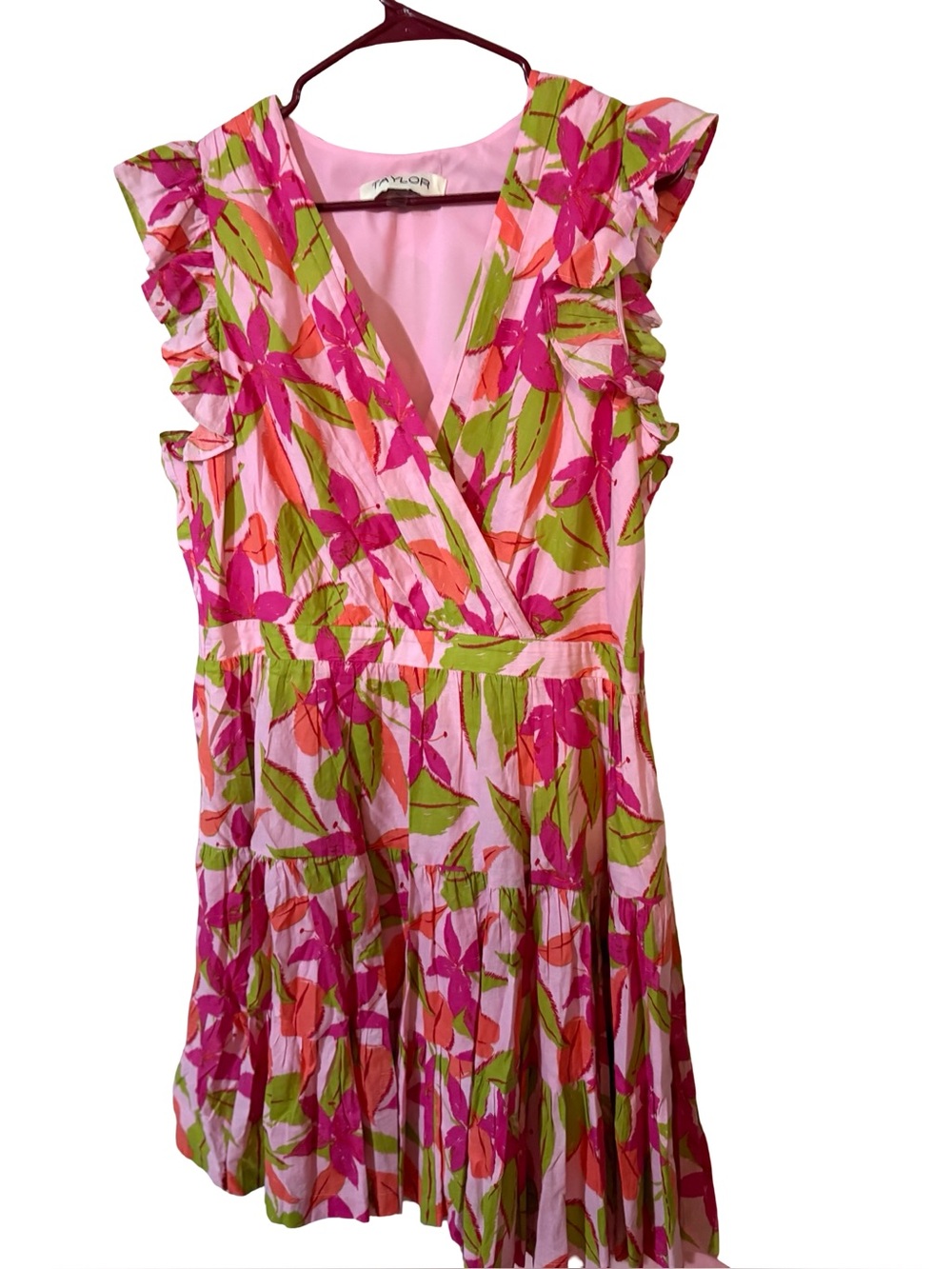 Taylor floral dress